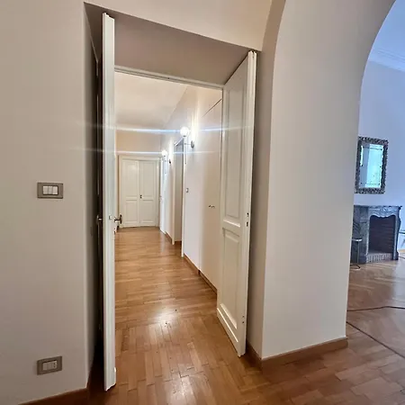 La Casa Di Famiglia - Elegante Immobile Di Prestigio In Centro *