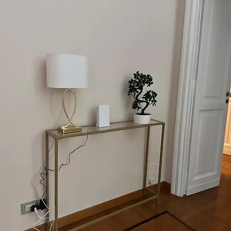 La Casa Di Famiglia - Elegante Immobile Di Prestigio In Centro Apartamento