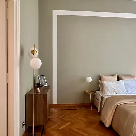 La Casa Di Famiglia - Elegante Immobile Di Prestigio In Centro * Turim