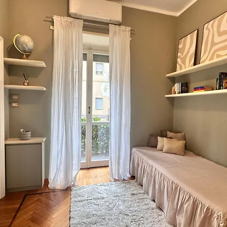 La Casa Di Famiglia - Elegante Immobile Di Prestigio In Centro Apartamento *