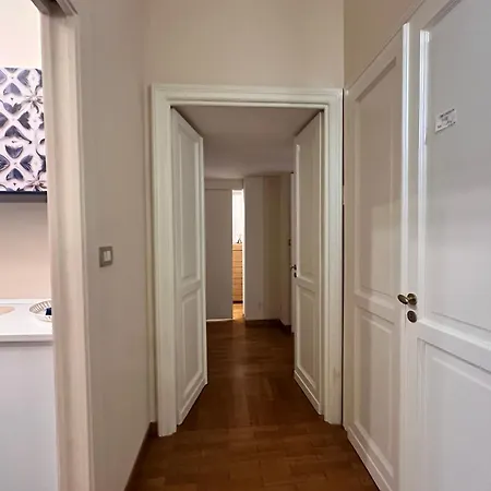 Apartamento La Casa Di Famiglia - Elegante Immobile Di Prestigio In Centro Turim