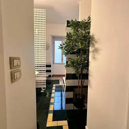 La Casa Di Famiglia - Elegante Immobile Di Prestigio In Centro Apartamento