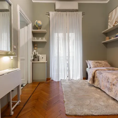 아파트 La Casa Di Famiglia - Luxury In Centre With Parking By A Porter 토리노