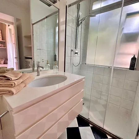 La Casa Di Famiglia - Elegante Immobile Di Prestigio In Centro Διαμέρισμα Τορίνο