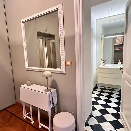 Διαμέρισμα La Casa Di Famiglia - Elegante Immobile Di Prestigio In Centro *