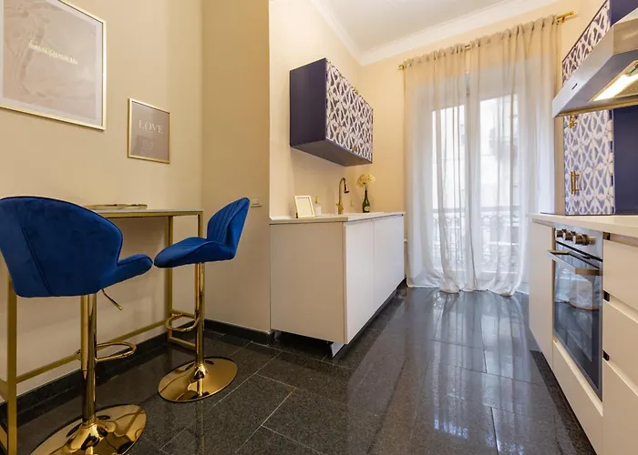 La Casa Di Famiglia - Luxury In Centre With Parking By A Porter Lejlighed
